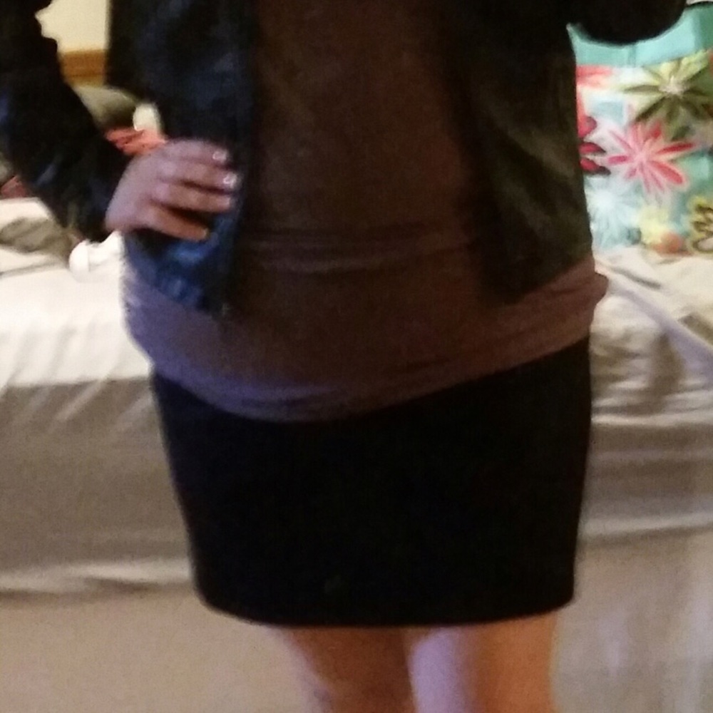 Black Maurice’s size 0 Pencil skirt